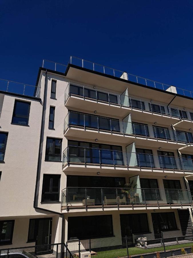 Apartamenty Piaskowe Z Widokiem Na Morze Tarasem Na Dachu Rowy  Eksteriør billede